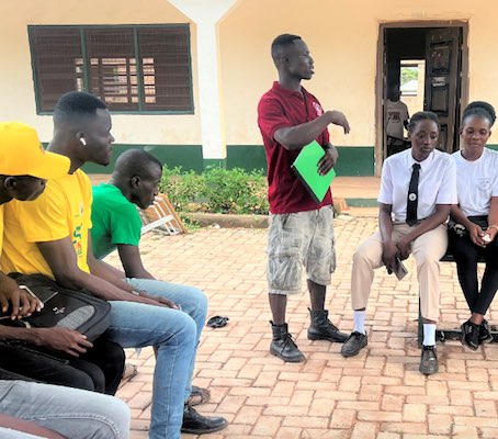 Development NGOs in Ghana: perceptions of the ‘do-gooders’ struggling to reduce economic inequality